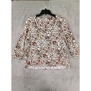 Chicos Animal Print Top 3/4 Sleeve VNeck Tagless Lightweight Sz 2 / Lg Soft Knit
